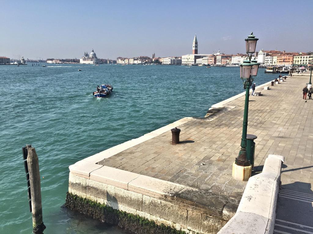 Apartment Biennale Venice Room photo